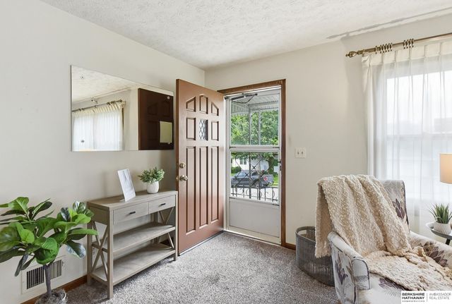 7013 S 41 Street, Bellevue, NE 68147
