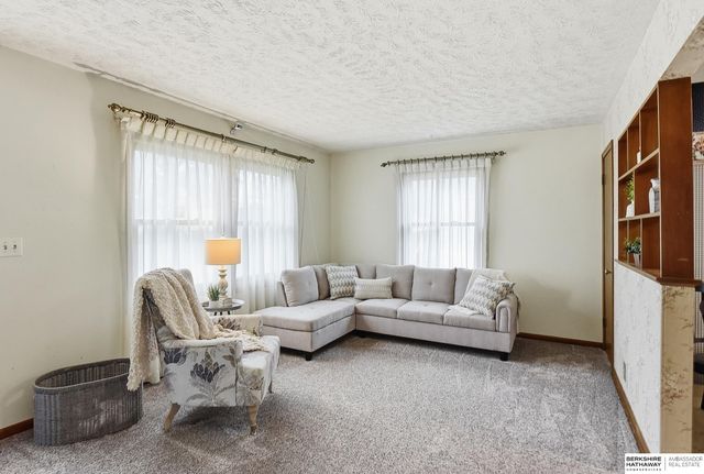 7013 S 41 Street, Bellevue, NE 68147