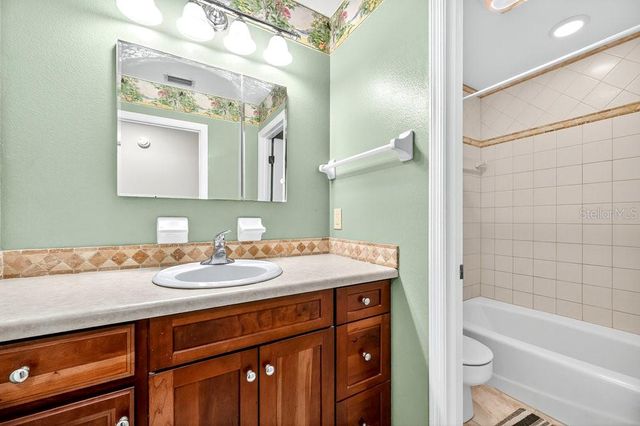 223 DENESE LANE, Auburndale, FL 33823