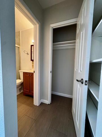 625 NE 14th Avenue 1, Fort Lauderdale, FL 33304