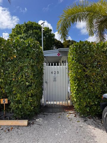 625 NE 14th Avenue 1, Fort Lauderdale, FL 33304