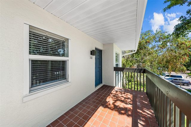 3880 34TH AVENUE S 201, St Petersburg, FL 33711