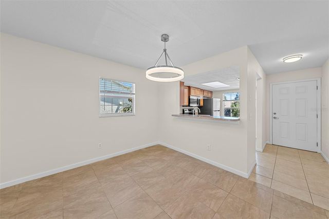 3880 34TH AVENUE S 201, St Petersburg, FL 33711