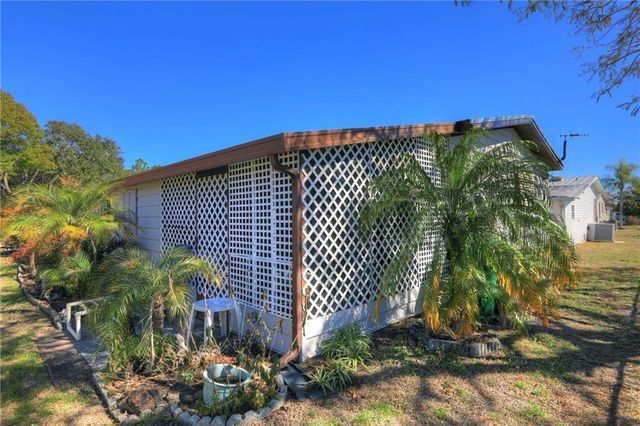 1352 Barefoot Circle, Barefoot Bay, FL 32976