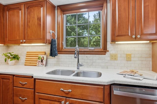 322 Sprucewood Drive, Delaware, OH 43015