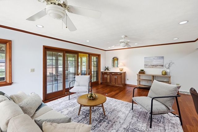 322 Sprucewood Drive, Delaware, OH 43015