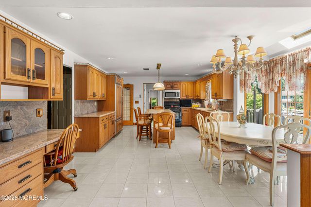 19 Cherokee Road, East Brunswick, NJ 08816