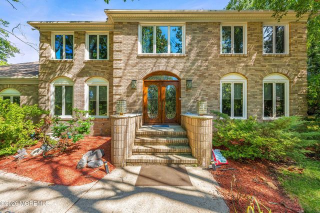 19 Cherokee Road, East Brunswick, NJ 08816