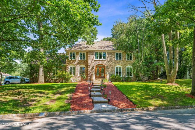 19 Cherokee Road, East Brunswick, NJ 08816