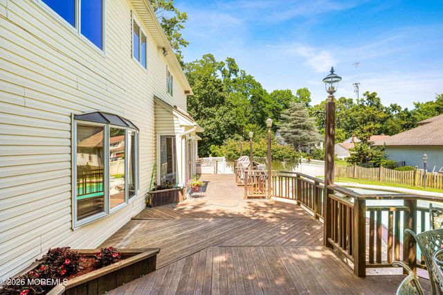 19 Cherokee Road, East Brunswick, NJ 08816