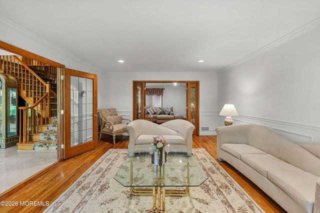 19 Cherokee Road, East Brunswick, NJ 08816