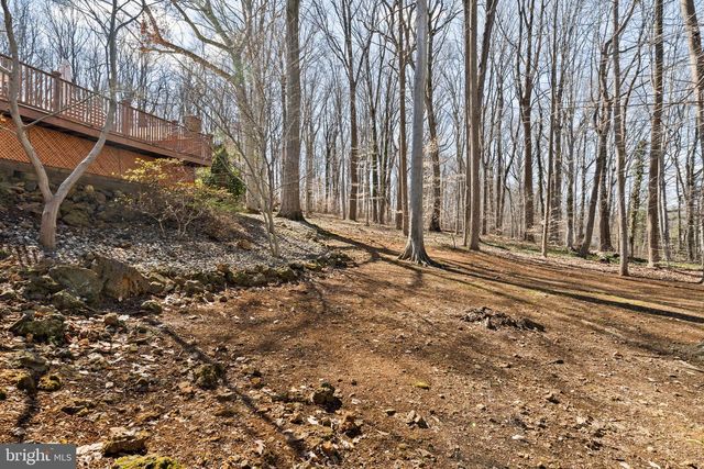 1 BLUE JAY DR, Newark, DE 19713