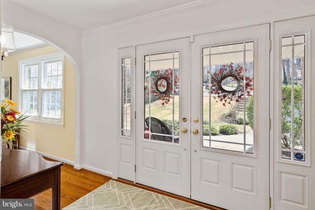 1 BLUE JAY DR, Newark, DE 19713