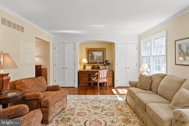 1 BLUE JAY DR, Newark, DE 19713