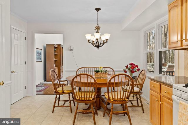 1 BLUE JAY DR, Newark, DE 19713