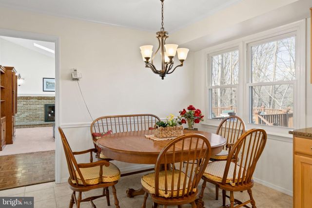 1 BLUE JAY DR, Newark, DE 19713