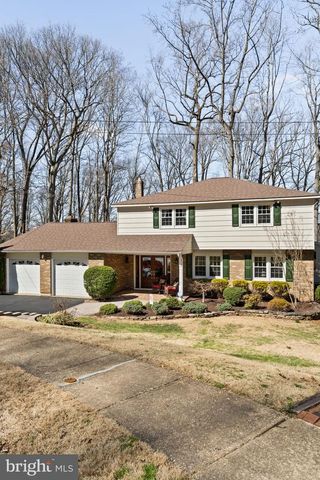 1 BLUE JAY DR, Newark, DE 19713