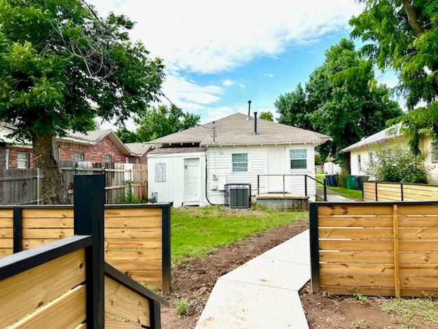 2116 NW 11th Street, Oklahoma City, OK 73107