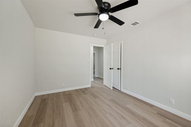 112 Oriole Drive, Arlington, TX 76010
