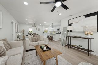 112 Oriole Drive, Arlington, TX 76010