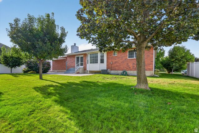 1585 E 350 S, Springville, UT 84663