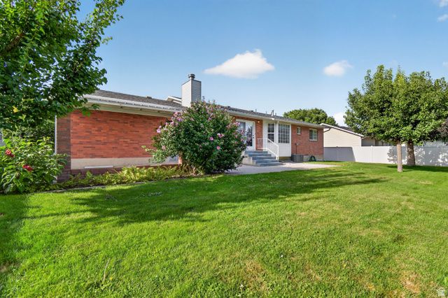 1585 E 350 S, Springville, UT 84663