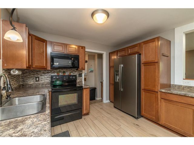 177 Lawrence Street, Prescott, WI 54021