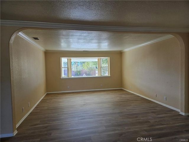 19345 Oneida Road, Apple Valley, CA 92307