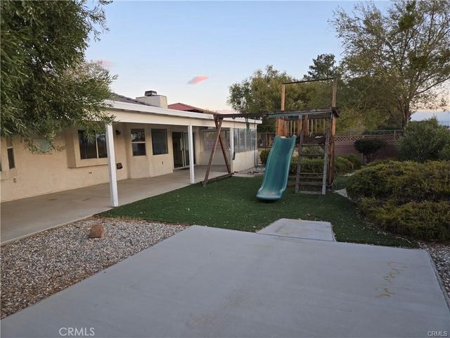 19345 Oneida Road, Apple Valley, CA 92307