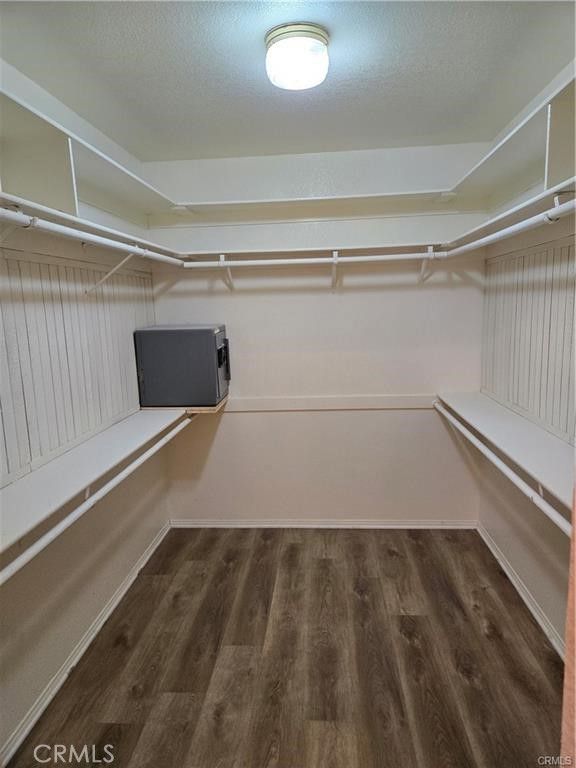 Image 13 of property listing at 19345 Oneida Road, Apple Valley, CA 92307