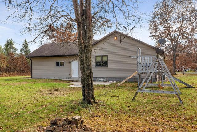 W5196 St Josephs Way, Necedah, WI 54646