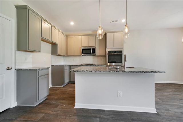 238 FERN DALE Drive, Fairburn, GA 30213