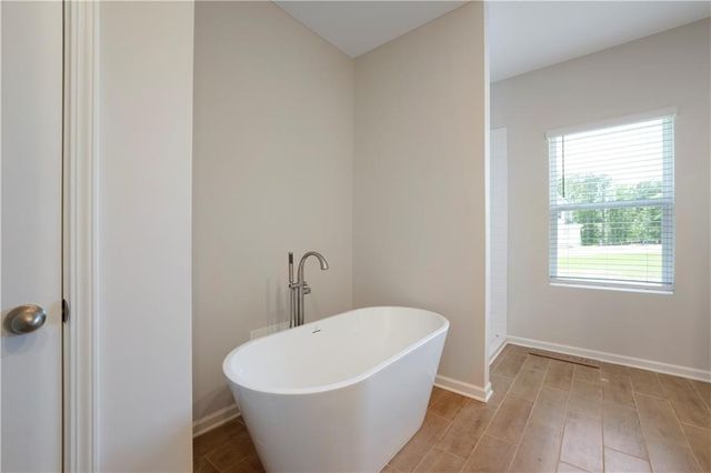 238 FERN DALE Drive, Fairburn, GA 30213