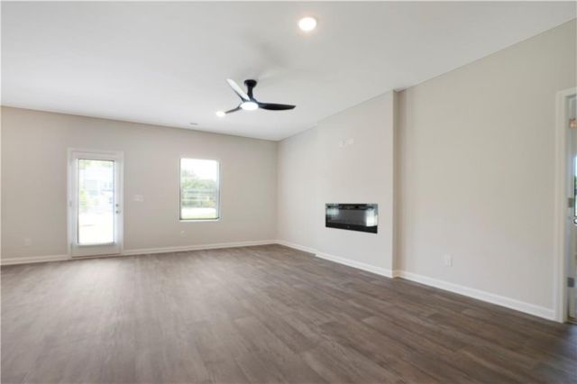 238 FERN DALE Drive, Fairburn, GA 30213