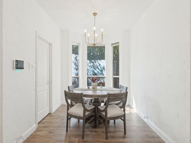 2514 Fallview Lane, Carrollton, TX 75007