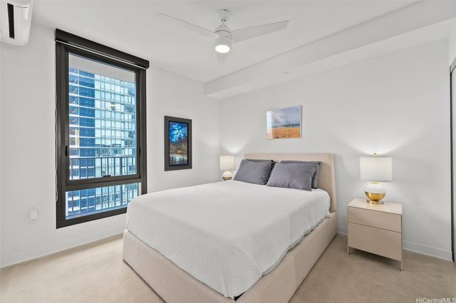 987 Queen Street 2514, Honolulu, HI 96814