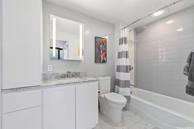 987 Queen Street 2514, Honolulu, HI 96814