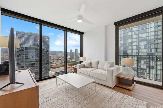 987 Queen Street 2514, Honolulu, HI 96814