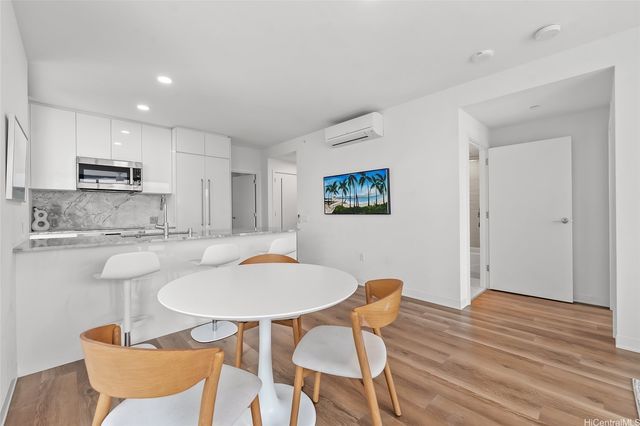 987 Queen Street 2514, Honolulu, HI 96814