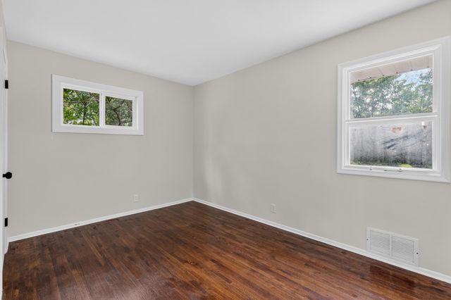 1211 Sunnyside Drive, Farmington, MN 55024