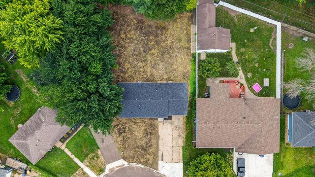 1211 Sunnyside Drive, Farmington, MN 55024