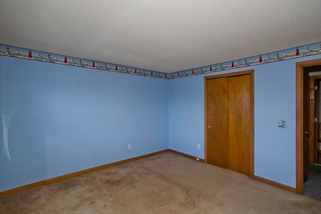 1430 Russell Rd 19, Westfield, MA 01085