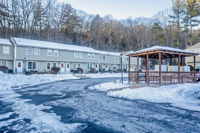 1430 Russell Rd 19, Westfield, MA 01085