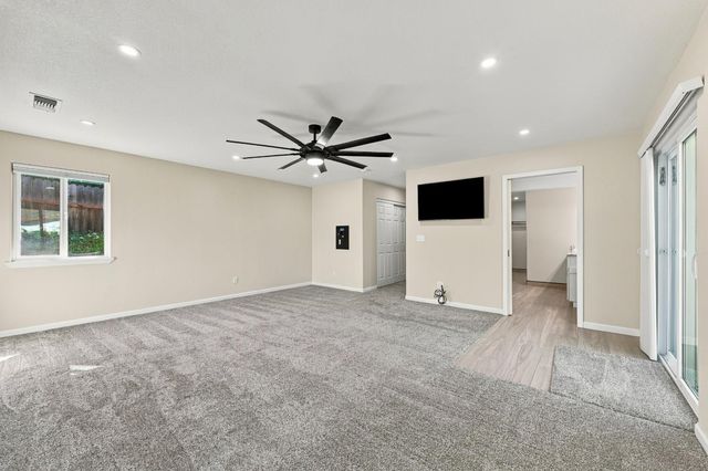 8300 Conover Dr, Citrus Heights, CA 95610