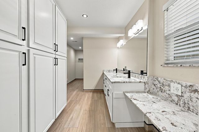 8300 Conover Dr, Citrus Heights, CA 95610