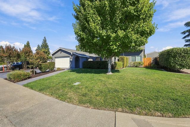 8300 Conover Dr, Citrus Heights, CA 95610