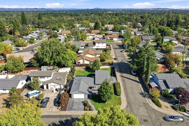 8300 Conover Dr, Citrus Heights, CA 95610