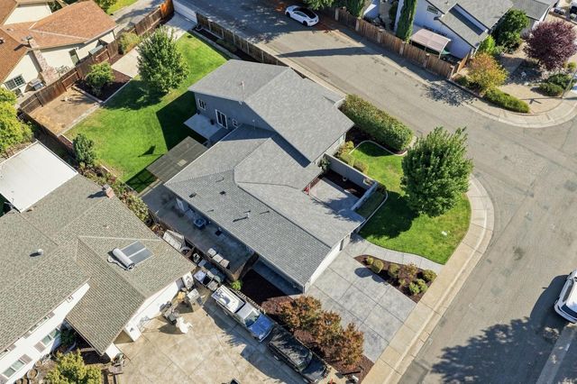 8300 Conover Dr, Citrus Heights, CA 95610