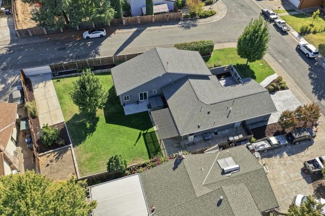 8300 Conover Dr, Citrus Heights, CA 95610