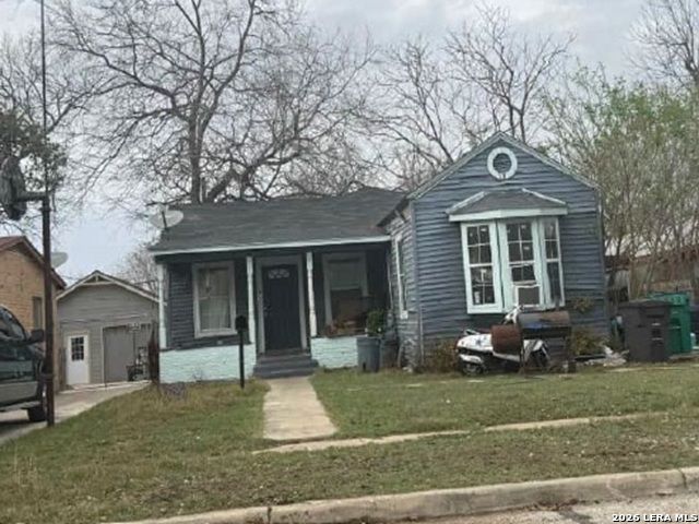 1915 Hicks Ave, San Antonio, TX 78210